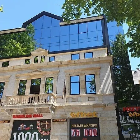 Hotel Efbet 4*