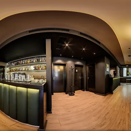 Готель Efbet 4*