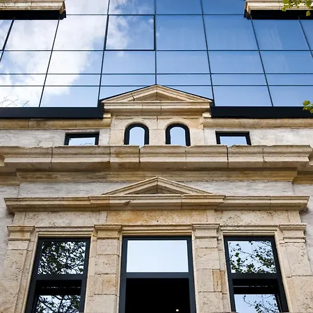 Готель Efbet 4*